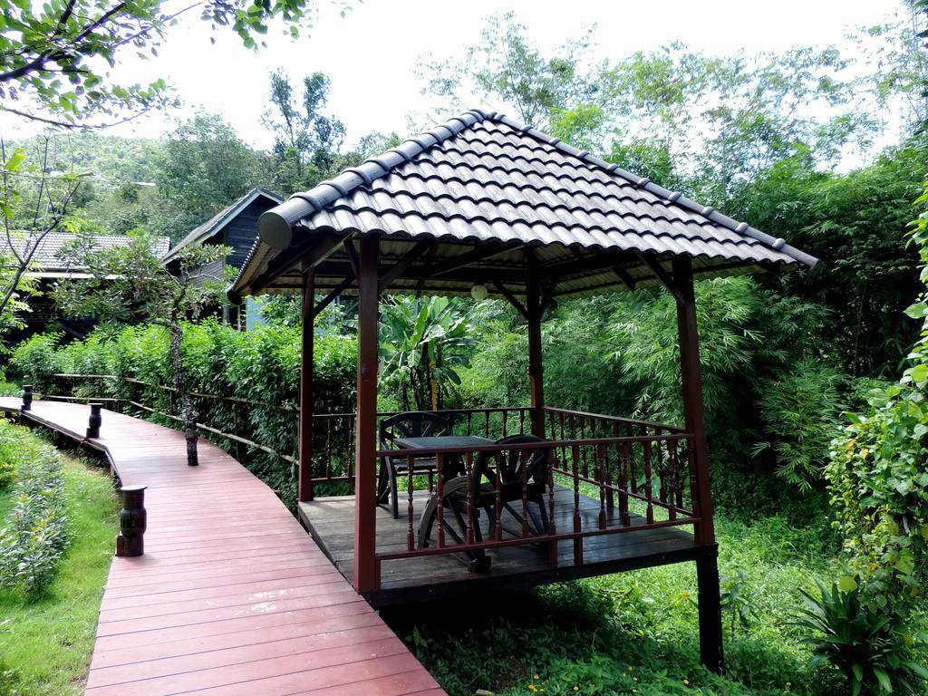 Montania Lifestyle Hotel Khao Sok National Park Dış mekan fotoğraf