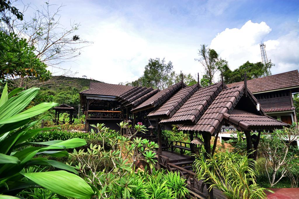 Montania Lifestyle Hotel Khao Sok National Park Dış mekan fotoğraf