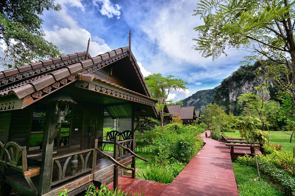 Montania Lifestyle Hotel Khao Sok National Park Dış mekan fotoğraf
