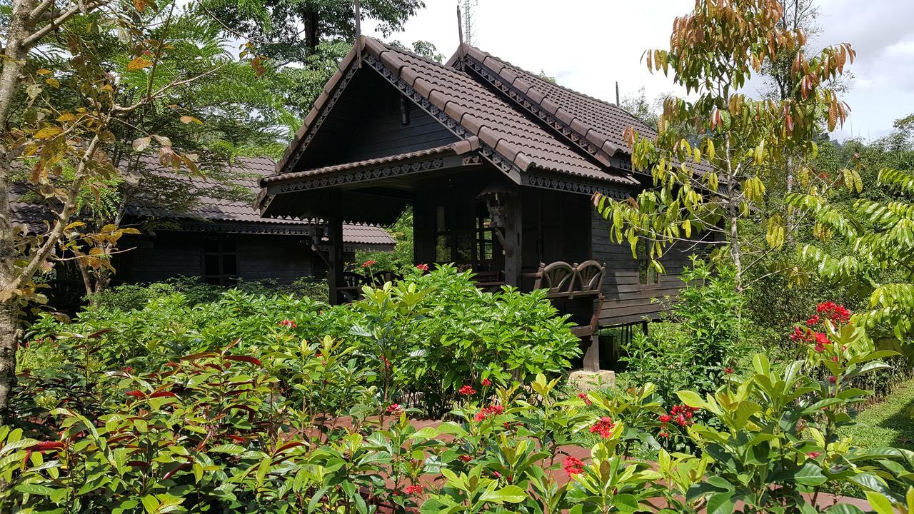 Montania Lifestyle Hotel Khao Sok National Park Dış mekan fotoğraf