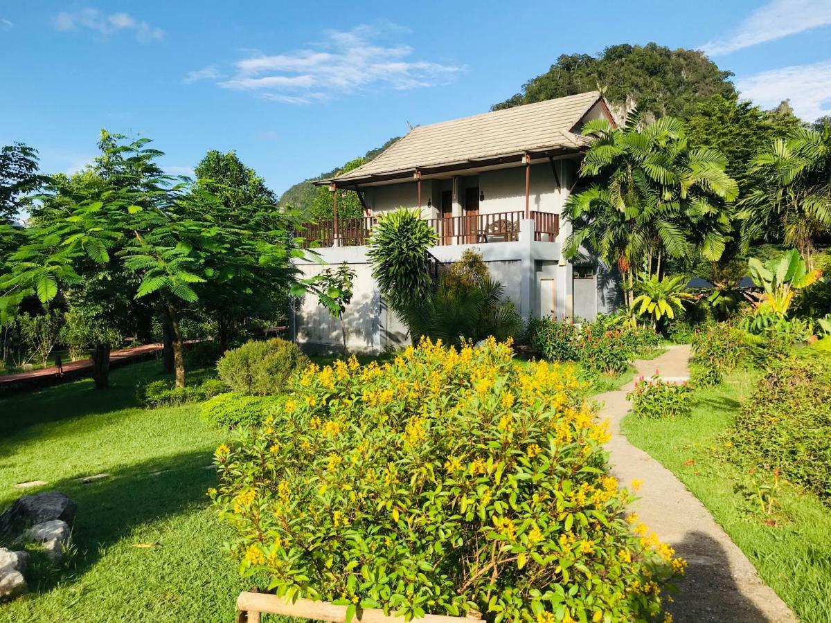 Montania Lifestyle Hotel Khao Sok National Park Dış mekan fotoğraf